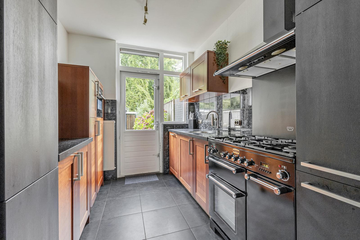 Tussenwoning te koop: Hofsingel 39, Arnhem