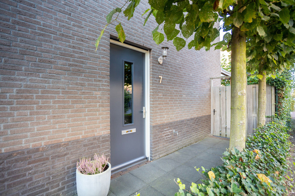 Hoekwoning te koop: Rietsingel 7, Pijnacker