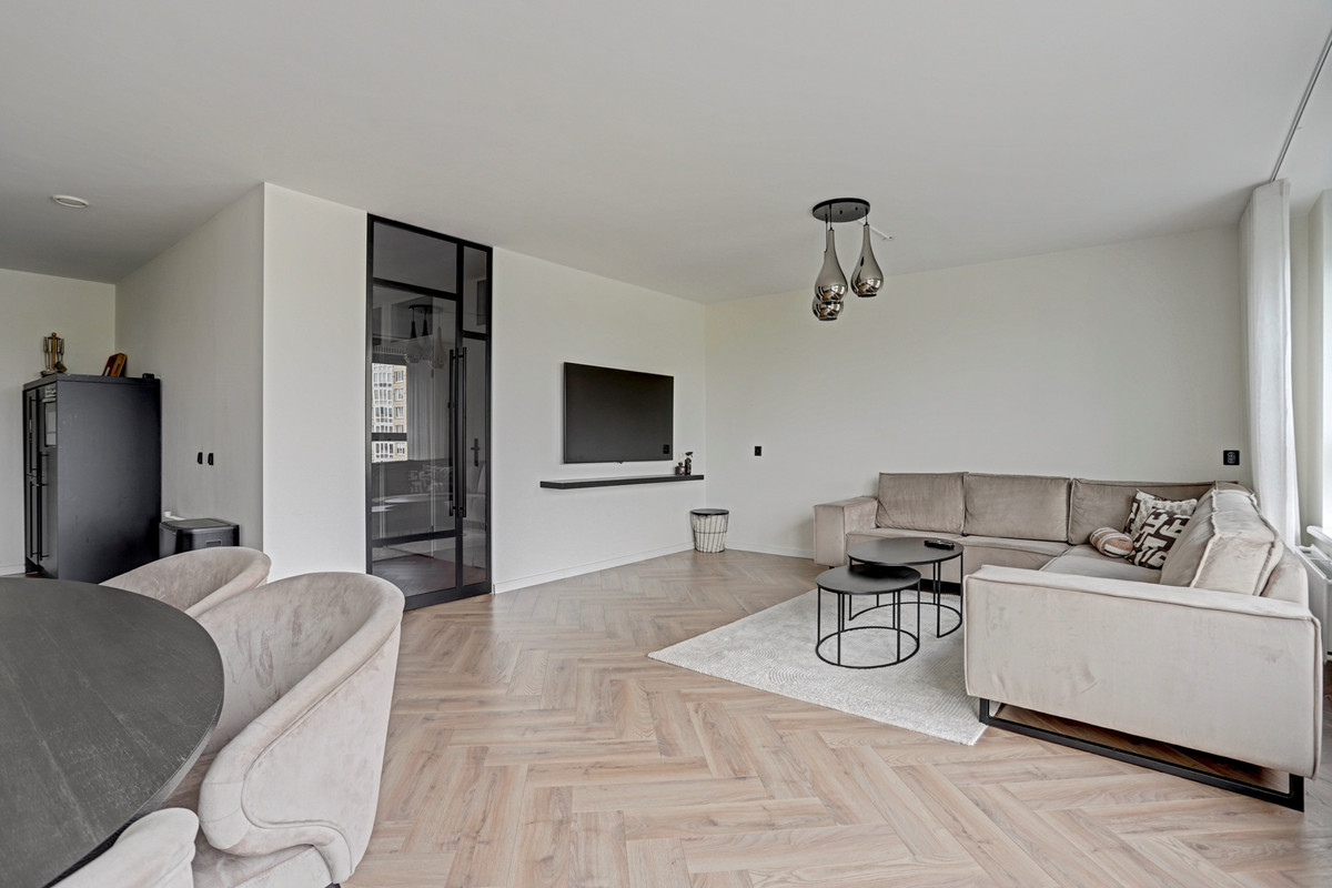 Appartement te koop: Zuidplein 544, Rotterdam