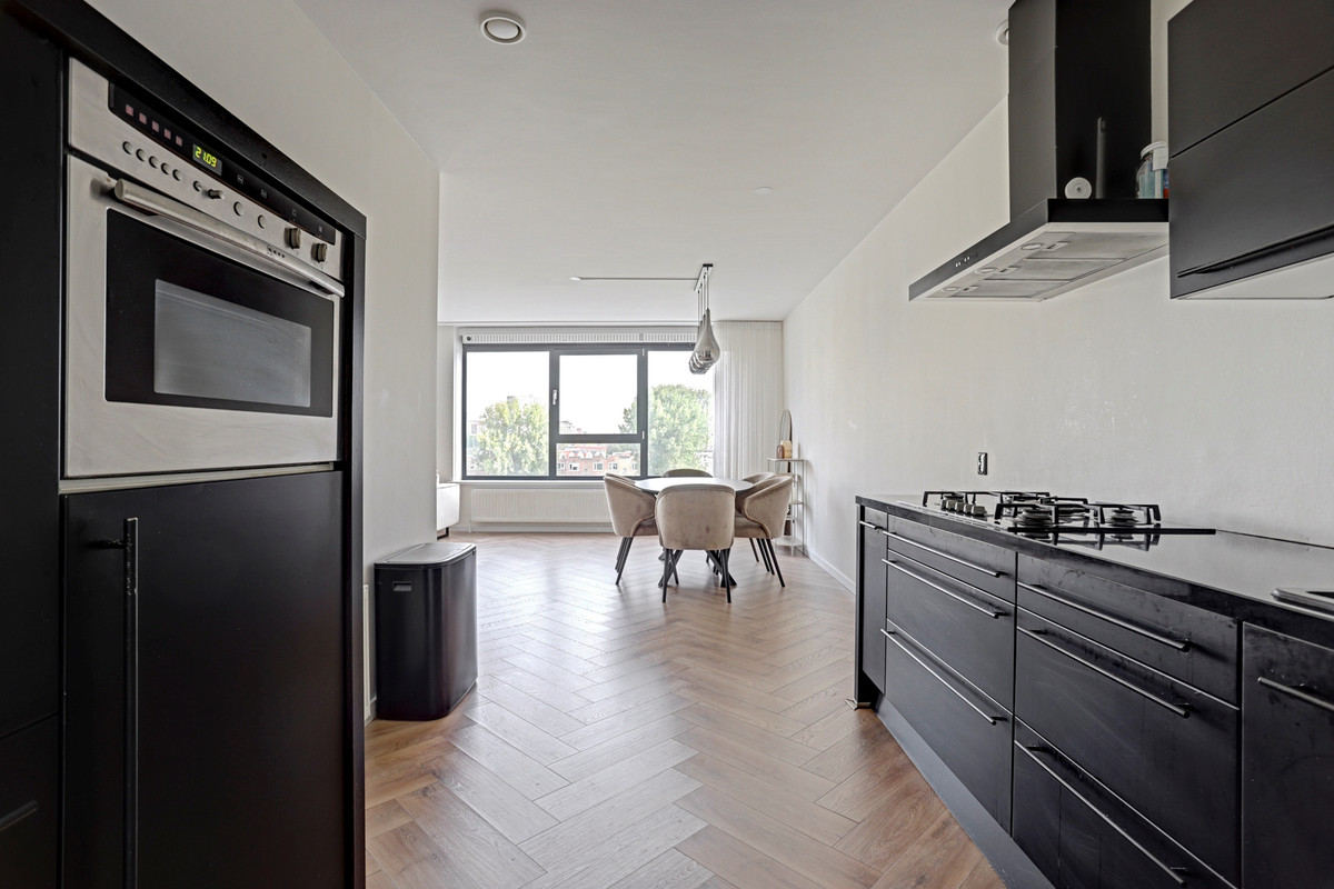 Appartement te koop: Zuidplein 544, Rotterdam
