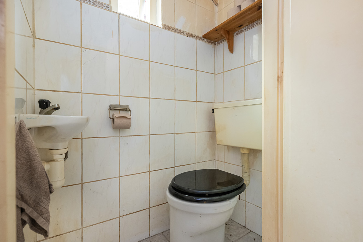 Hoekwoning te koop: Eerste Dijkdwarsstraat 12, Sommelsdijk