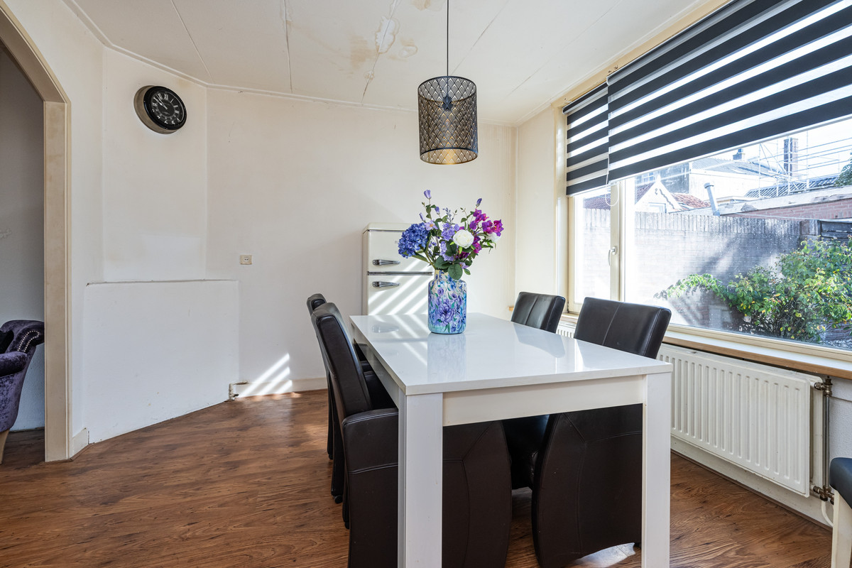 Hoekwoning te koop: Eerste Dijkdwarsstraat 12, Sommelsdijk