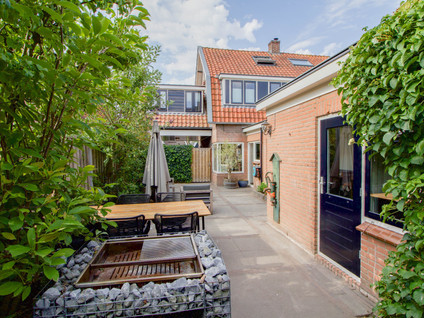 Koningin Emmastraat 7