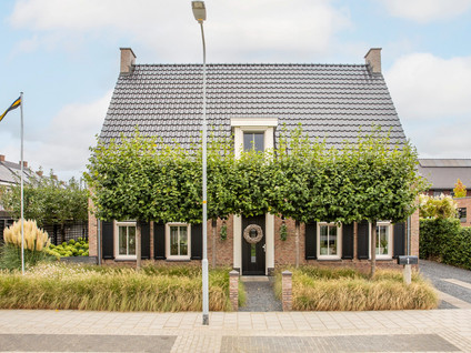Burgemeester D J Pottstraat 1