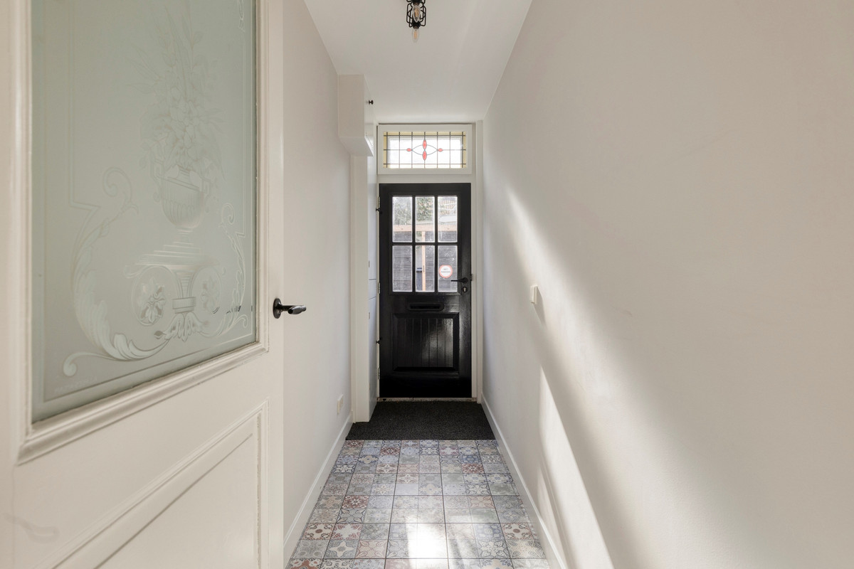 Tussenwoning te koop: Vissersdijk 11, Middelharnis