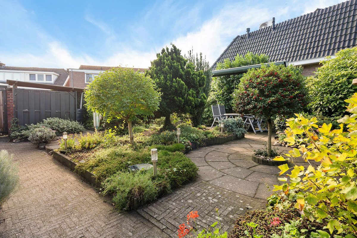 Hoekwoning te koop: Merelweg 3, Hengelo