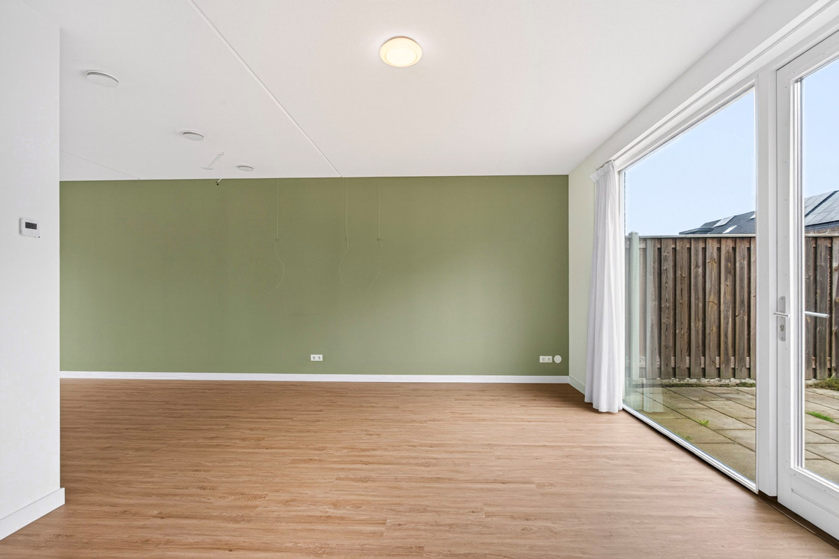 Hoekwoning te koop: M.C. Escherstraat 34, Hengelo