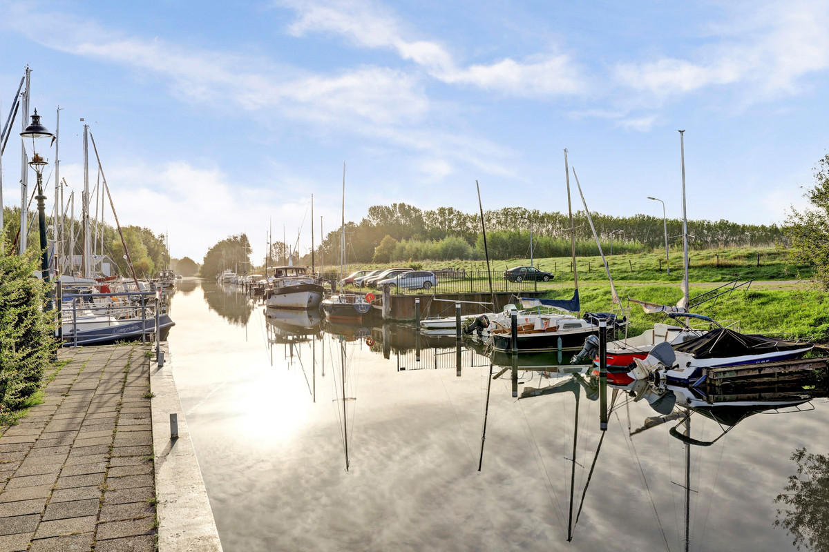 Hoekwoning te koop: Slikdijk 16, Ooltgensplaat