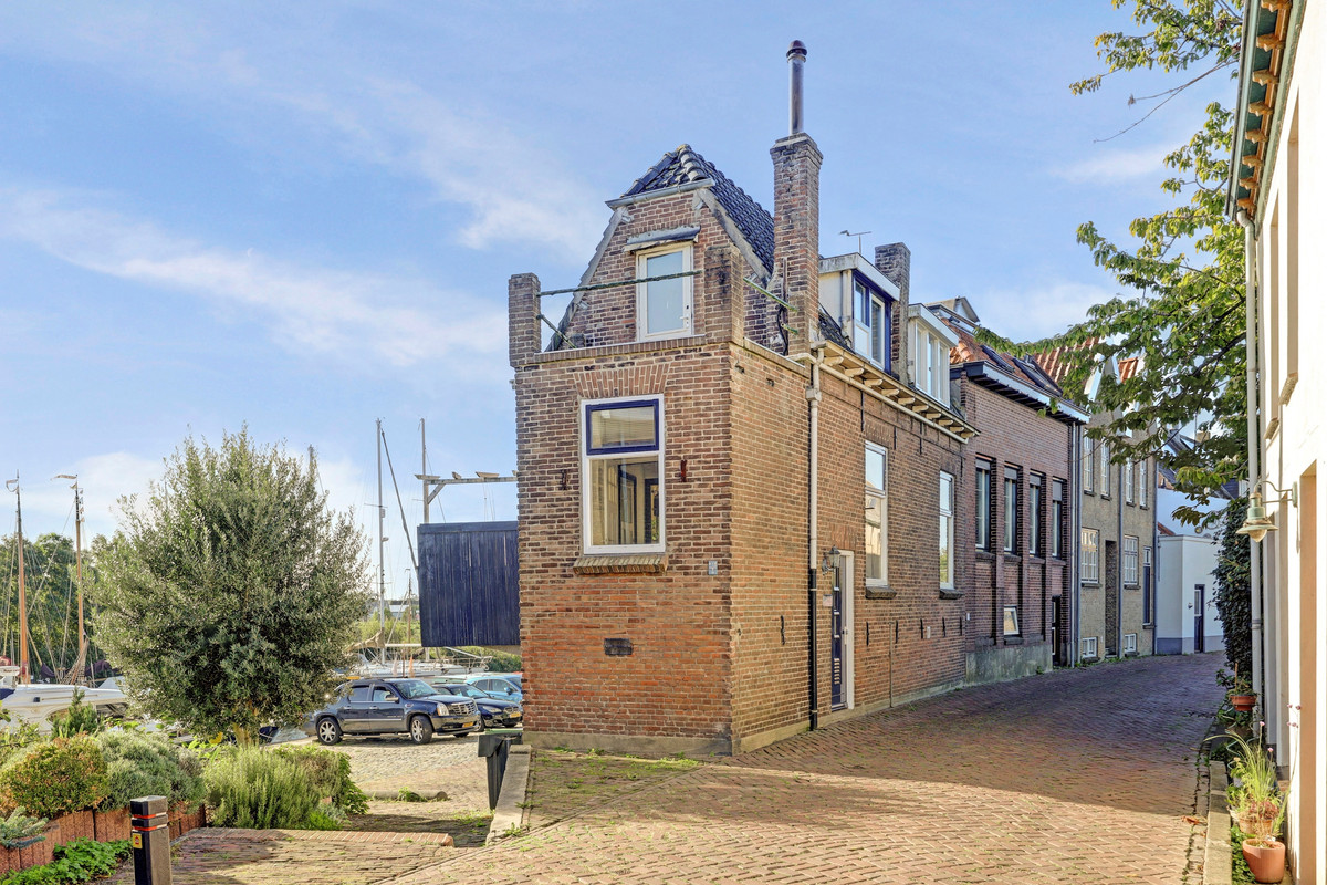 Hoekwoning te koop: Slikdijk 16, Ooltgensplaat