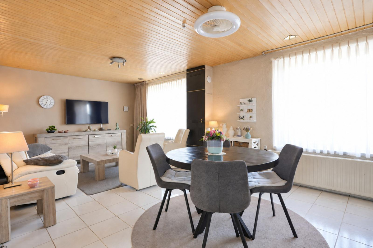 Hoekwoning te koop: Hobbelrade 97, Spaubeek
