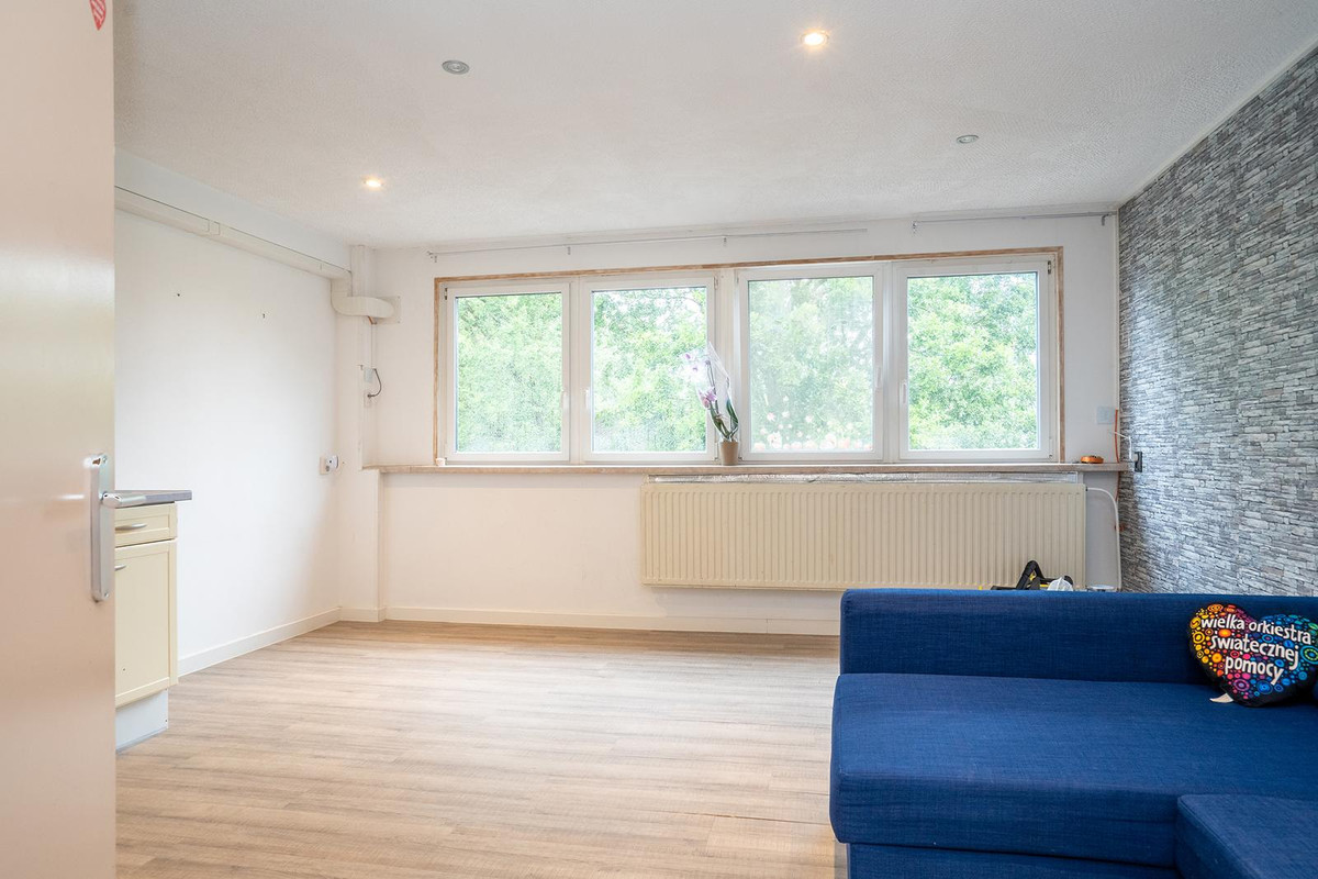 Tussenwoning te koop: Auskamplanden 221, Enschede