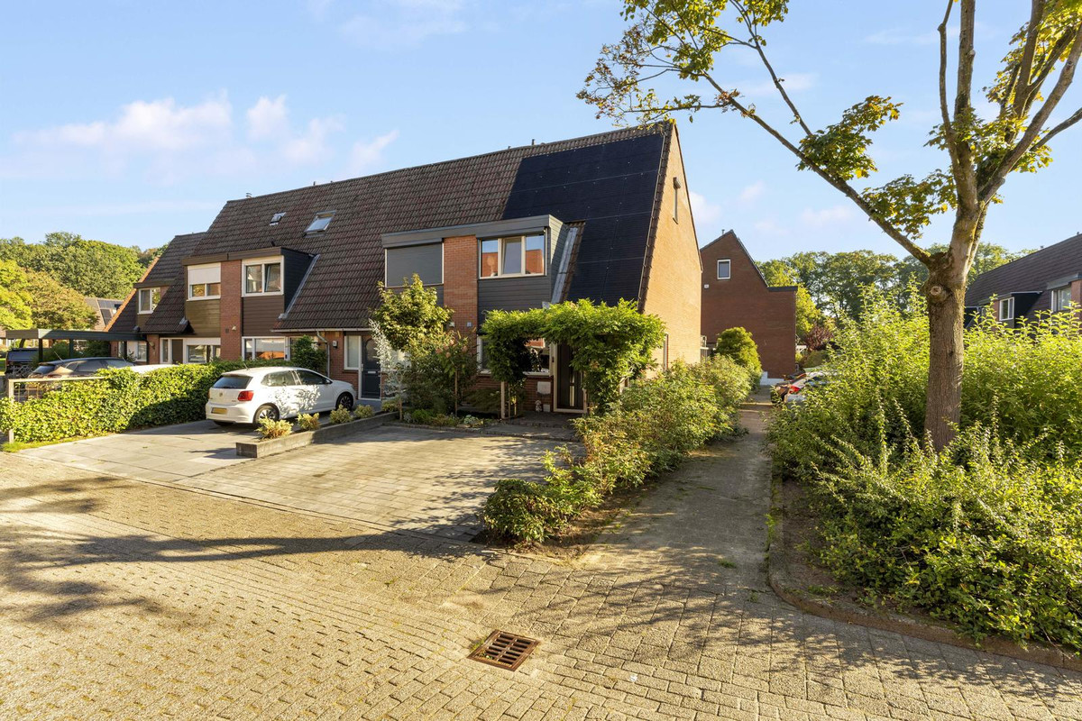 Hoekwoning te koop: Vastertlanden 74, Enschede