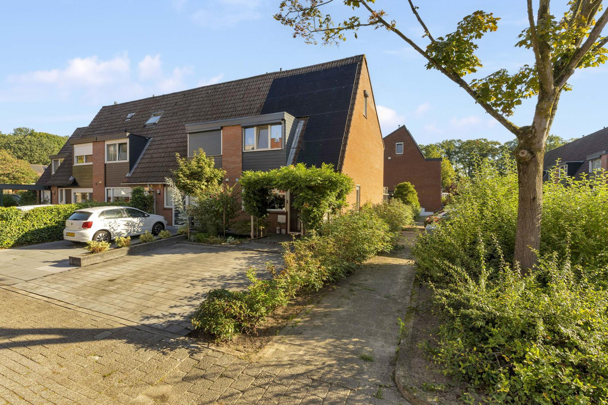 Hoekwoning te koop: Vastertlanden 74, Enschede