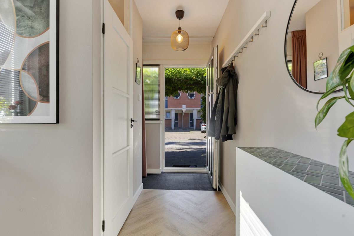 Hoekwoning te koop: Vastertlanden 74, Enschede