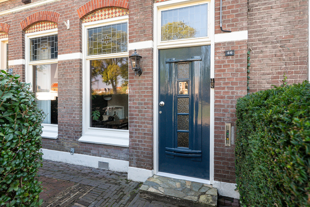 Tussenwoning te koop: Spoorstraat 66, Leeuwarden