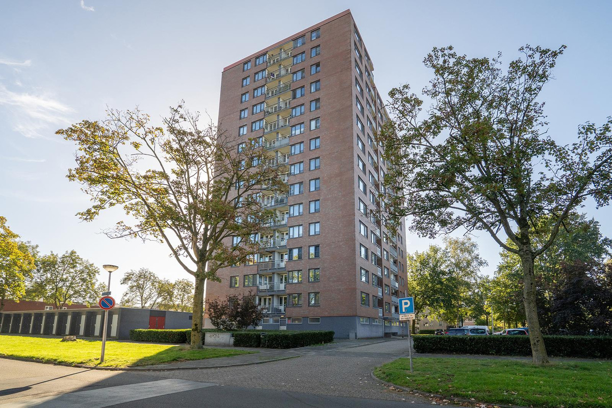 Appartement te koop: Waalstraat 179, Enschede