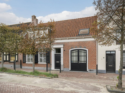 Voorstraat 48