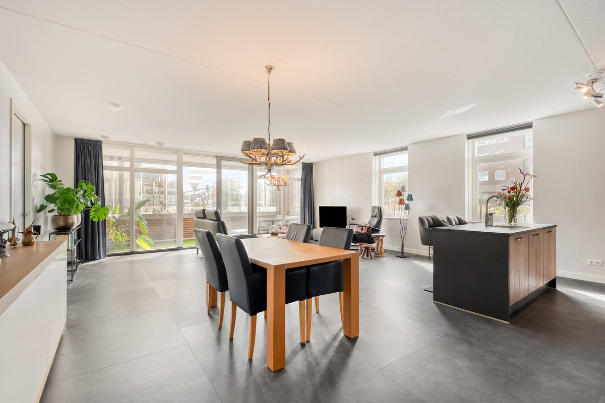 Appartement te koop: Rijnstraat 1A, Barendrecht