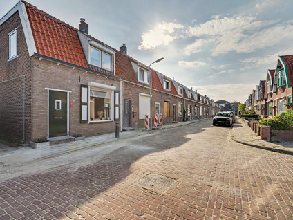 Emmastraat 35