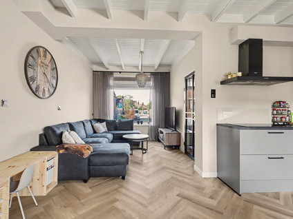 Emmastraat 35