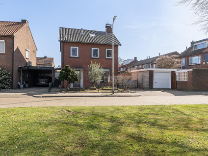 Leurinksplantsoen 18