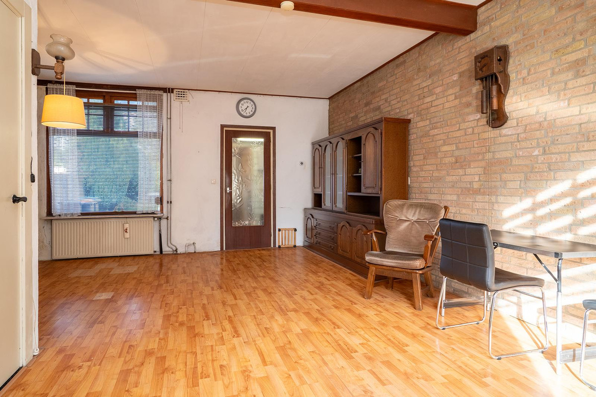 Twee-onder-één-kap te koop: Hyacintstraat 43, Enschede
