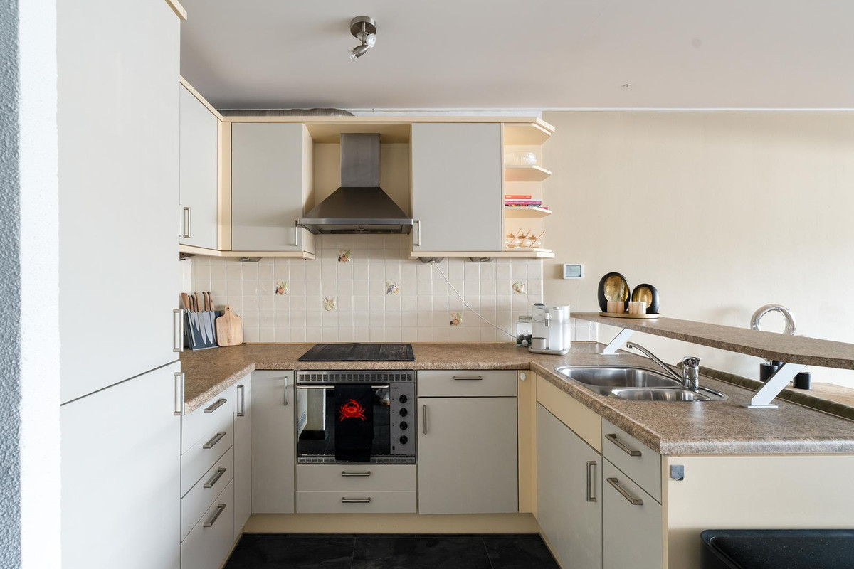Appartement te koop: Wadden 24, Zwijndrecht
