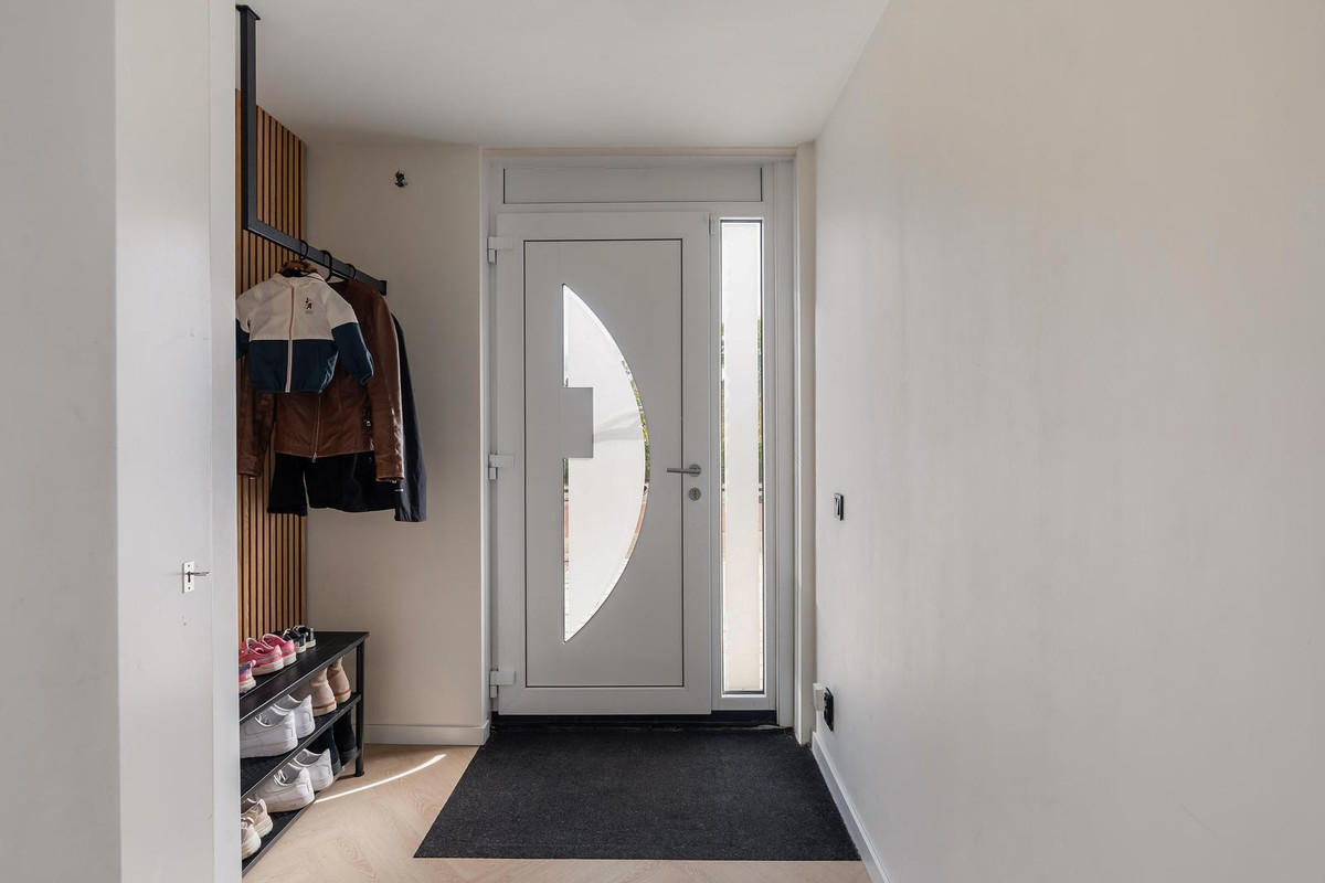 Hoekwoning te koop: Kreeftwater 80, Barendrecht