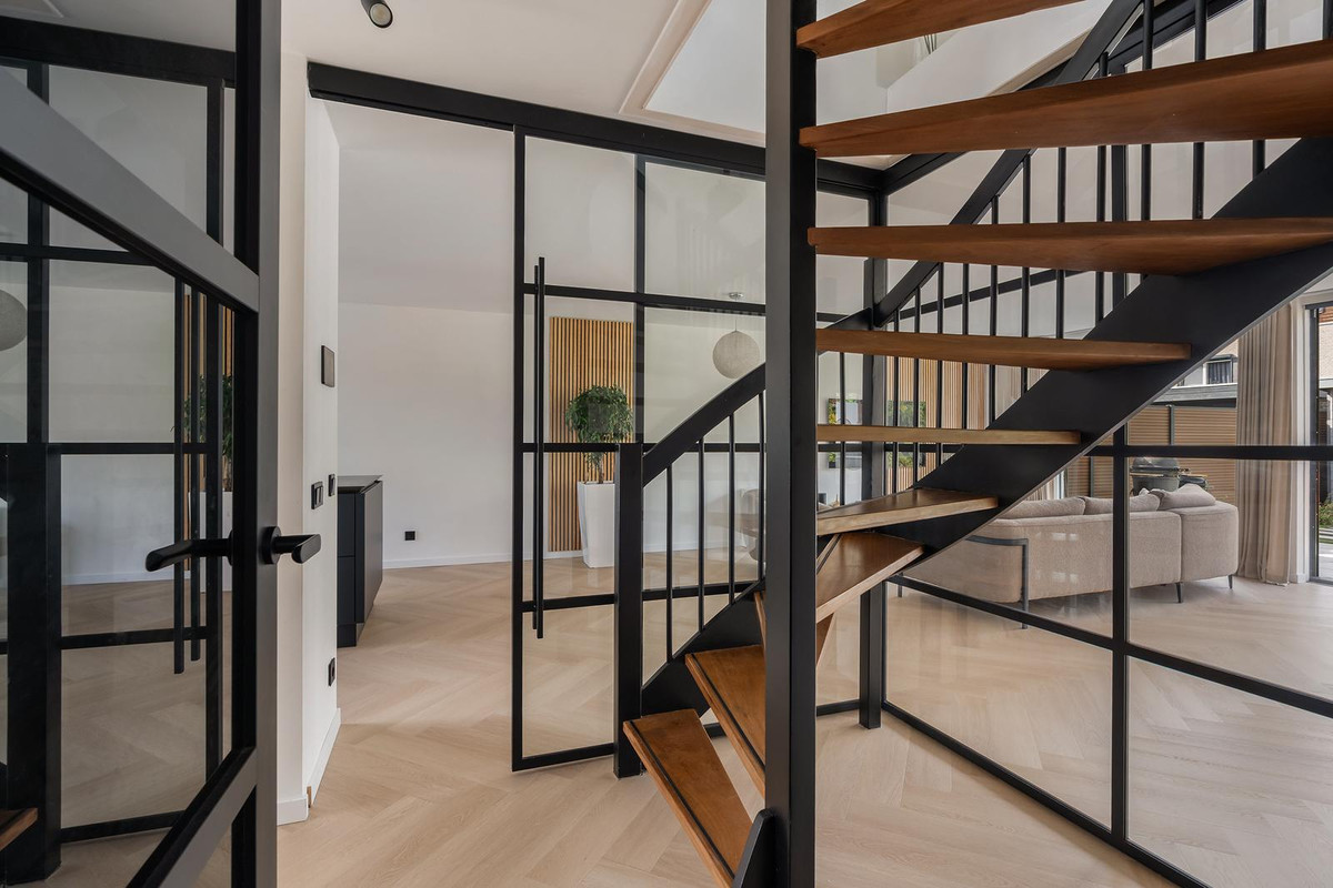 Hoekwoning te koop: Kreeftwater 80, Barendrecht