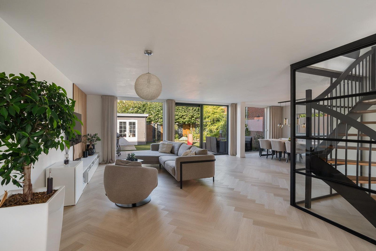 Hoekwoning te koop: Kreeftwater 80, Barendrecht