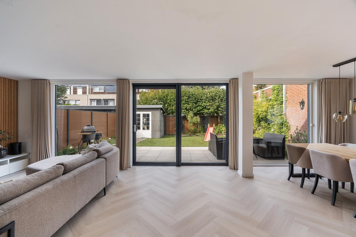 Hoekwoning te koop: Kreeftwater 80, Barendrecht