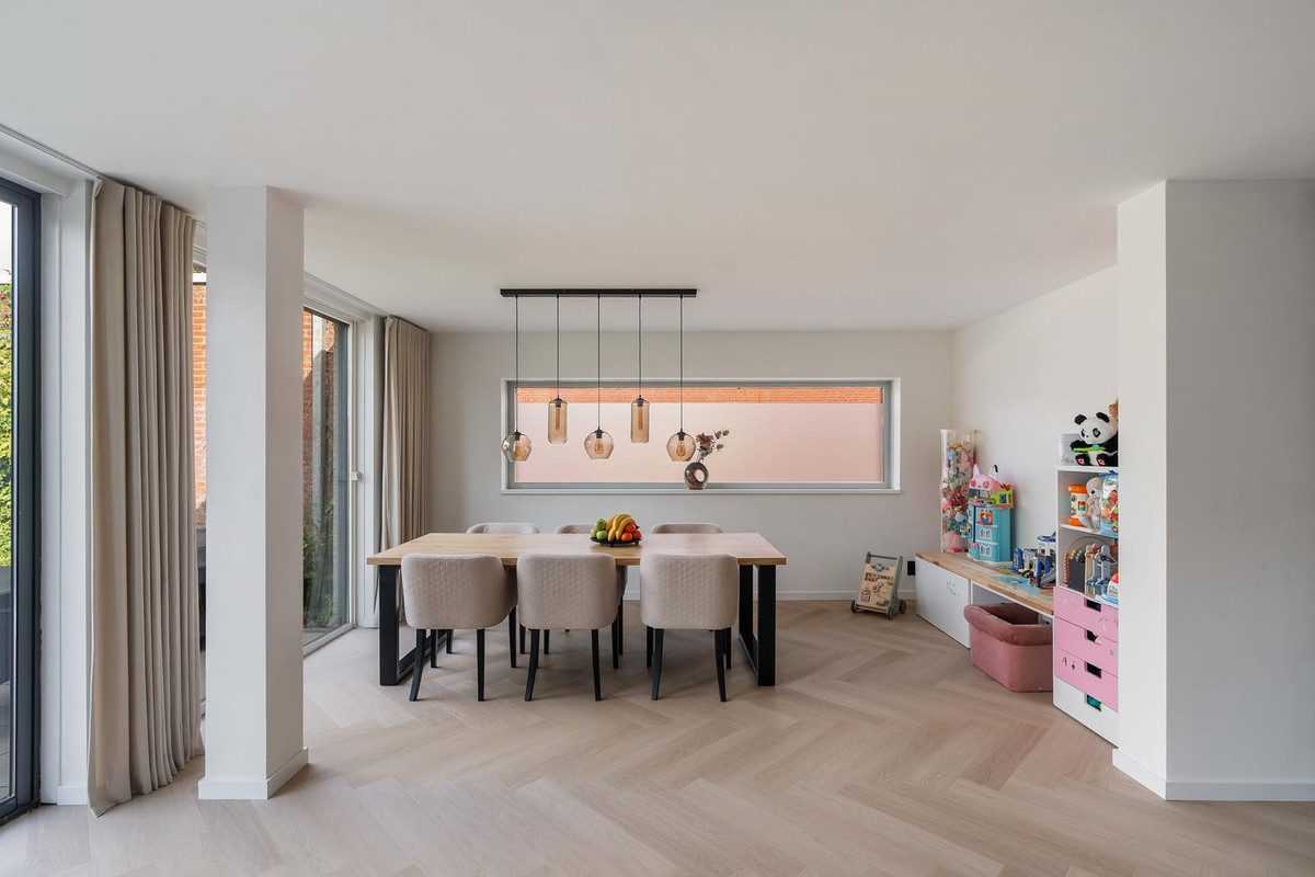 Hoekwoning te koop: Kreeftwater 80, Barendrecht