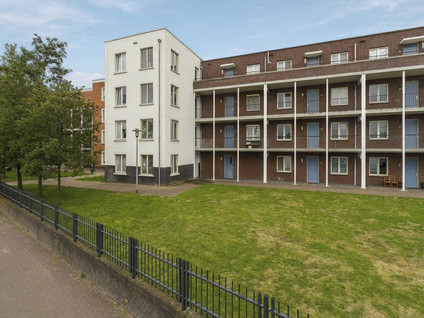 Hongarijehof 40