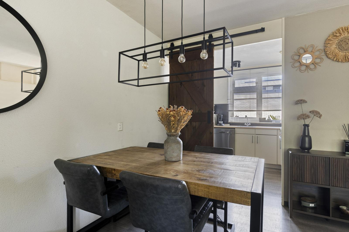 Tussenwoning te koop: Corrie Tendeloostraat 47, Arnhem