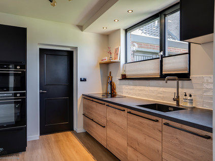 Hoogstraat 12