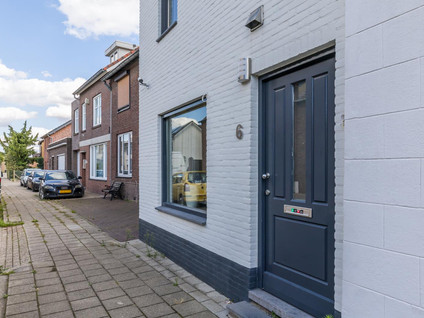 Broekstraat 6