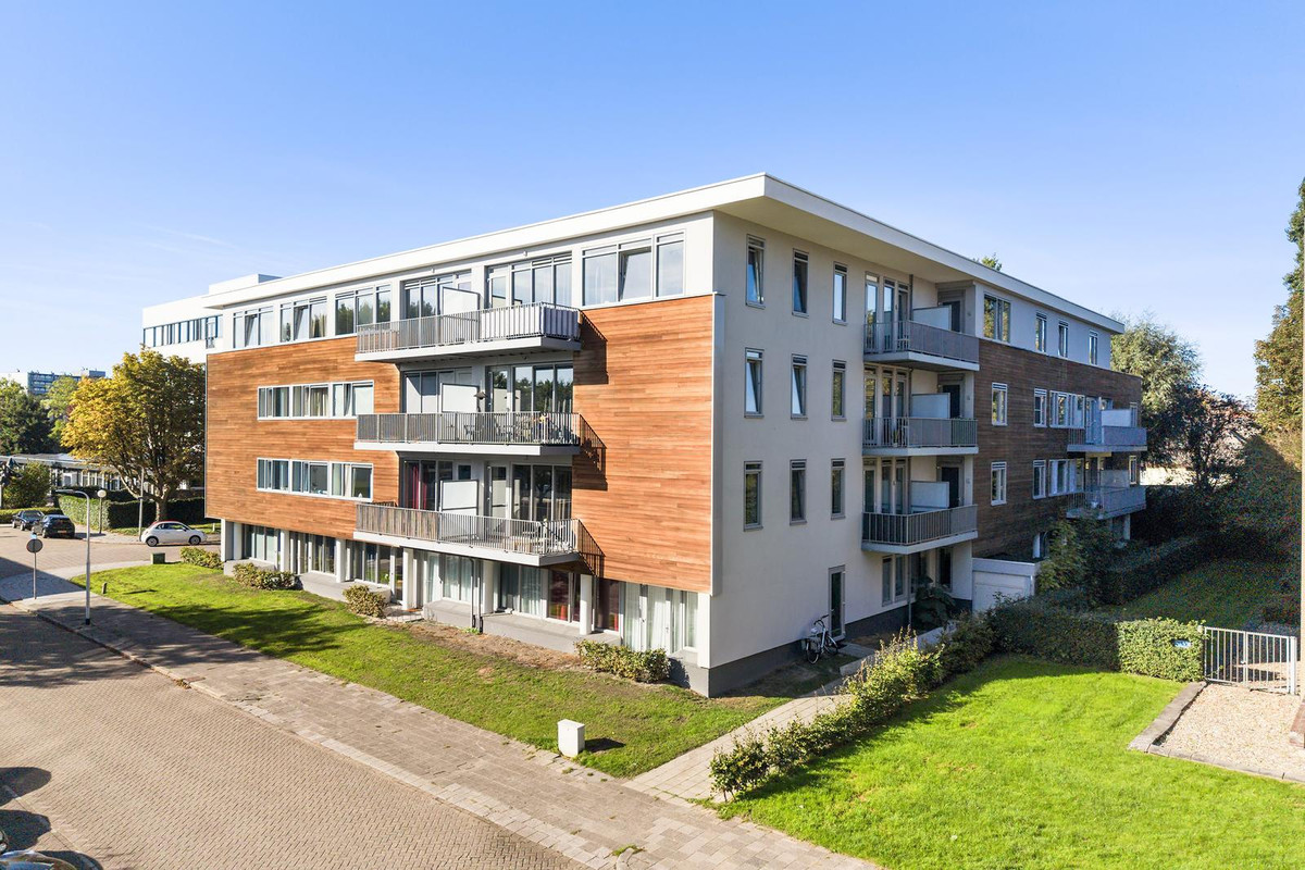 Appartement te koop: Jellingastraat 33, Leeuwarden