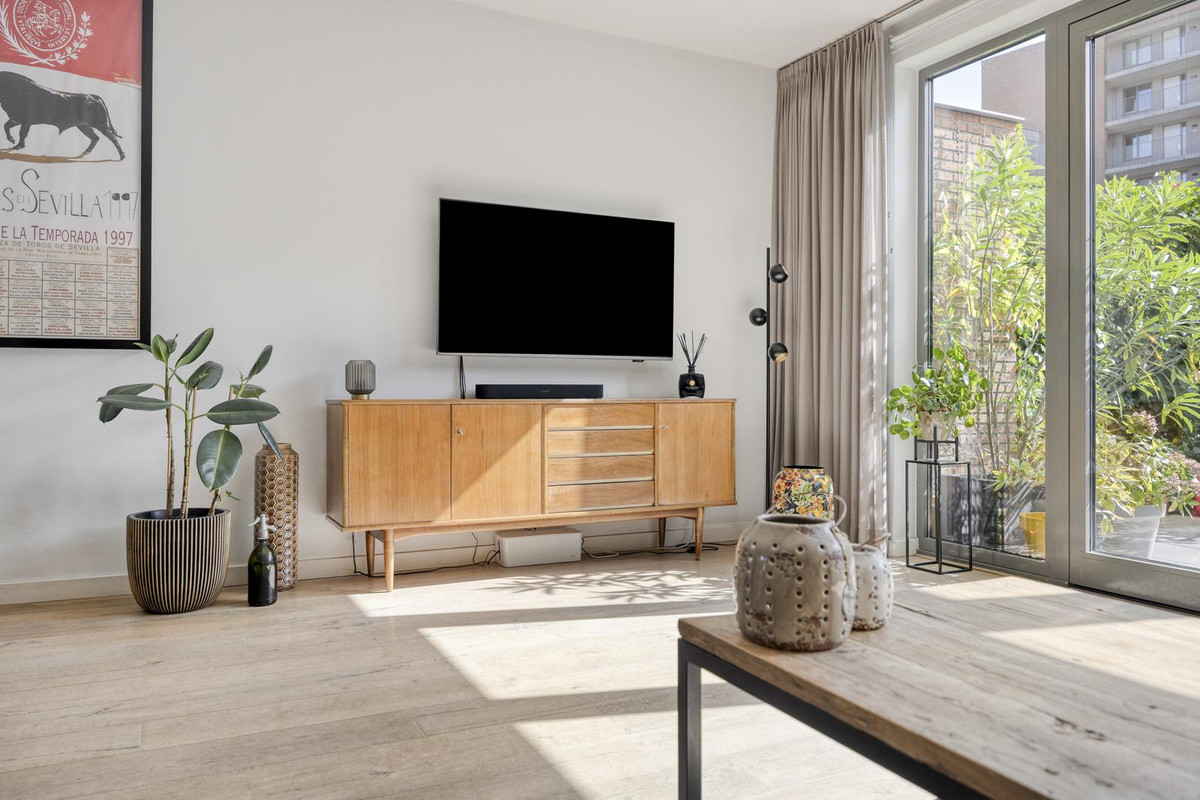 Tussenwoning te koop: Galjoenstraat 12, Tilburg