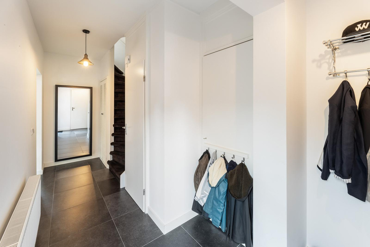 Tussenwoning te koop: Kolmschotlanden 45, Enschede