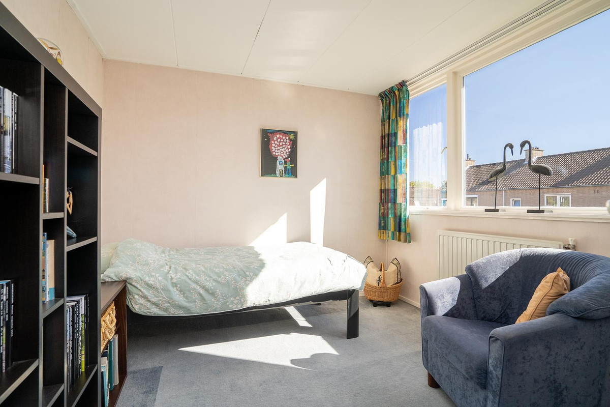 Tussenwoning te koop: Hofstedeweg 199, Enschede