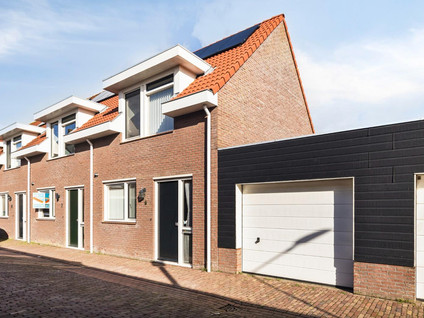 Middenstraat 9