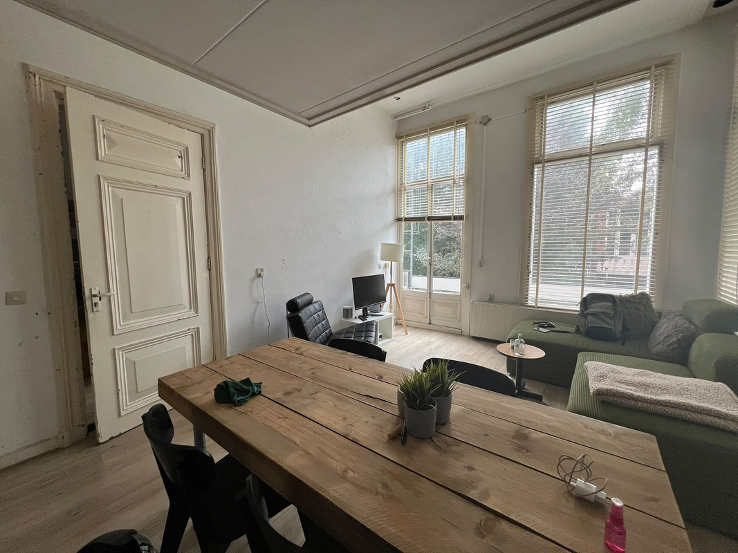 Appartement te huur: Ubbo Emmiusstraat 13A, Groningen