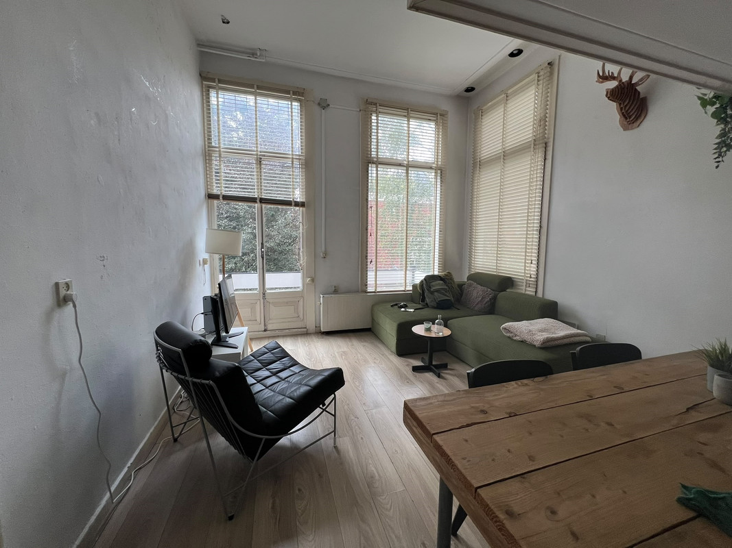 Appartement te huur: Ubbo Emmiusstraat 13A, Groningen