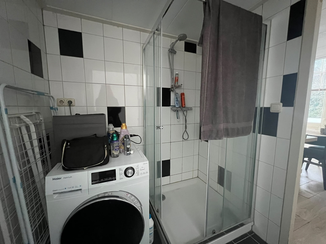 Appartement te huur: Ubbo Emmiusstraat 13A, Groningen