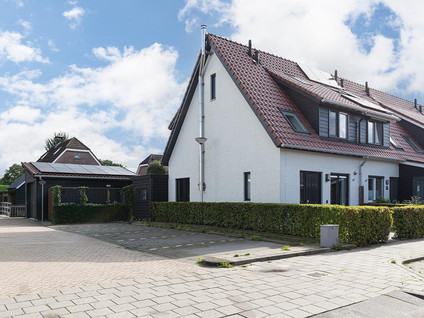 Houthof 12
