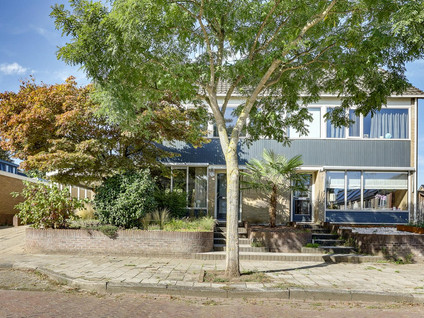 Zuiderstraat 144