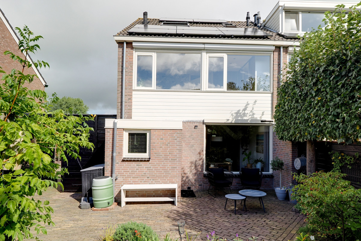 Twee-onder-één-kap te koop: Oudendijk 25, Schoorl