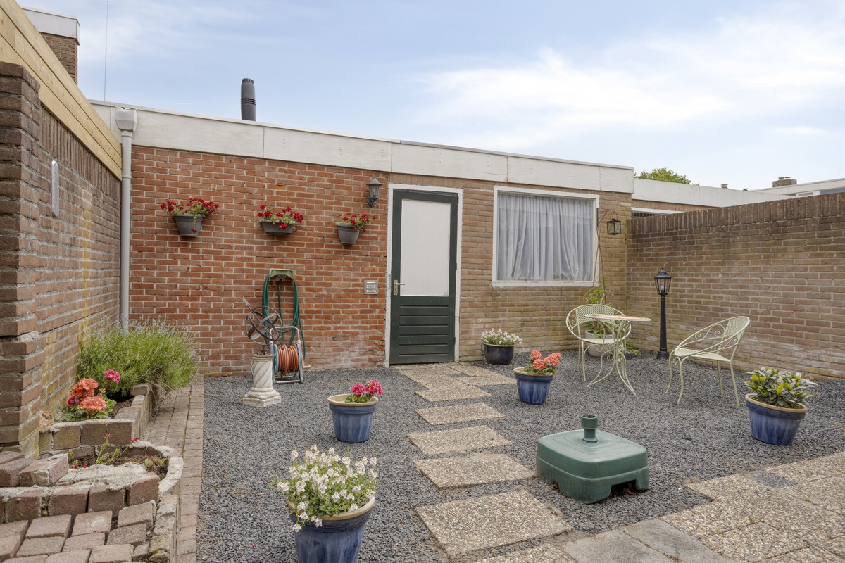 Tussenwoning te koop: Kruisherenstraat 4, Tilburg