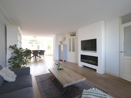 Moerbeeklaan 9