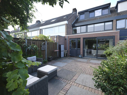 Hulstlaan 9